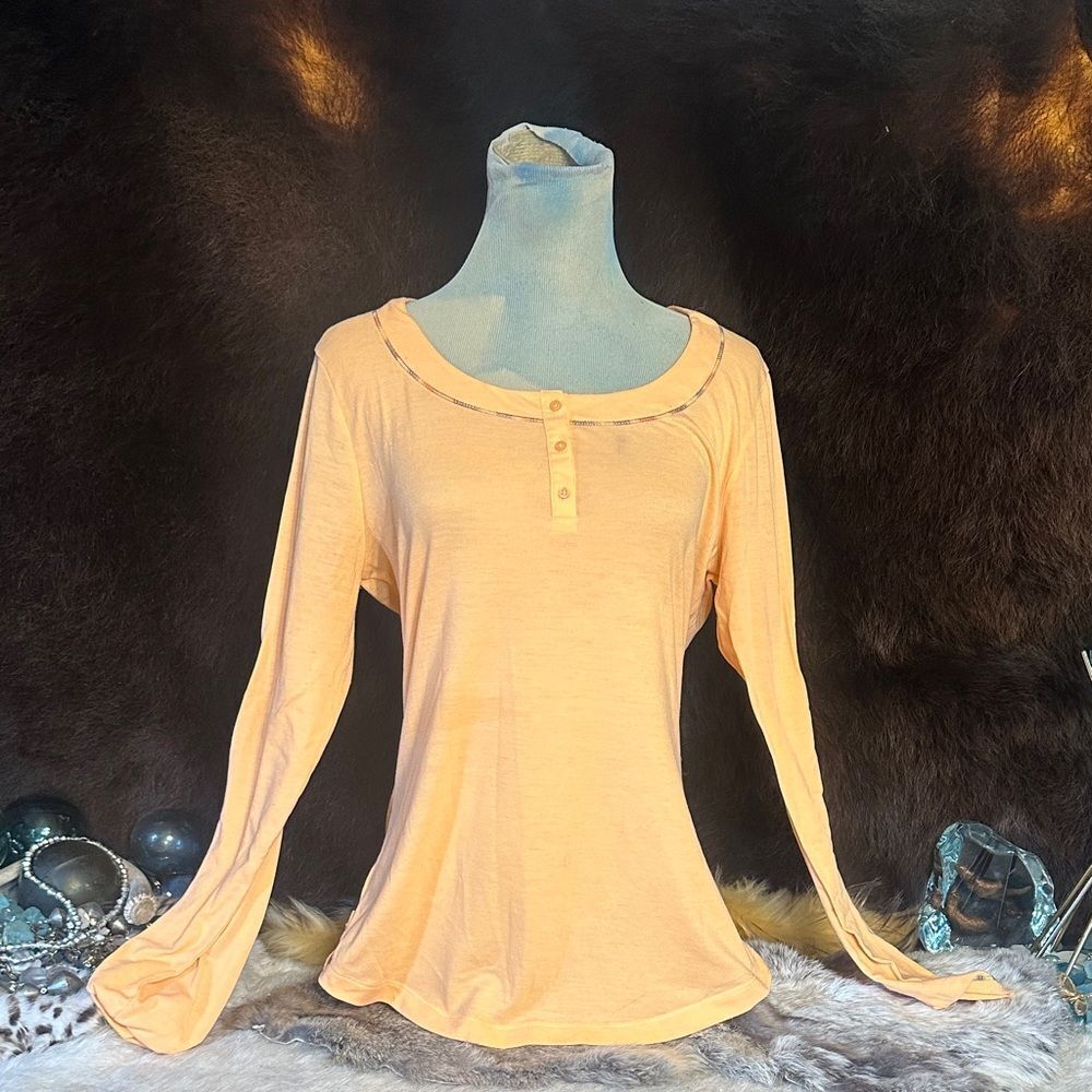 Women's peachy Orange Long Sleeve Top M (6024A)
